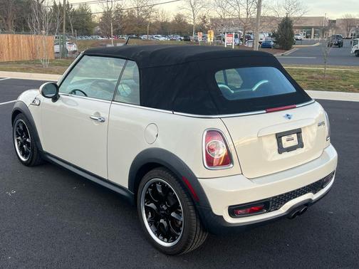 2011 MINI Cooper S Base