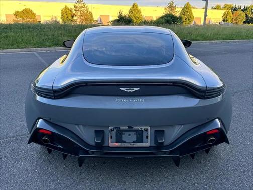 2020 Aston Martin Vantage 2dr Cpe Sportshift