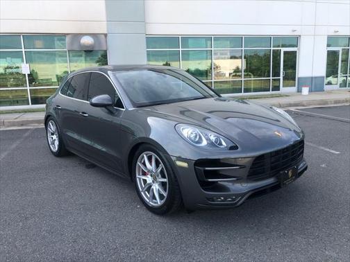 2015 Porsche Macan Turbo