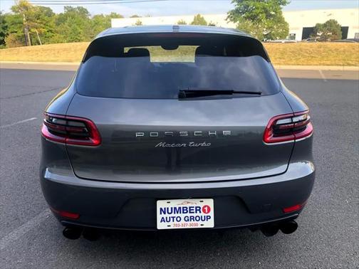 2015 Porsche Macan Turbo