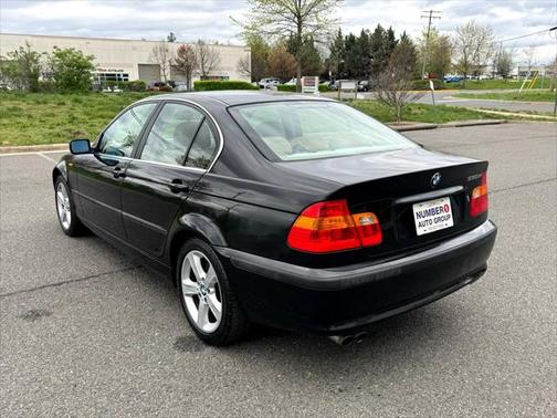 2005 BMW 330 330xi Sedan