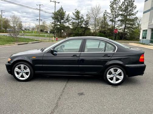 2005 BMW 330 330xi Sedan