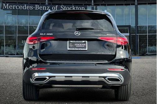 2026 Mercedes-Benz GLC 300 Base 4MATIC