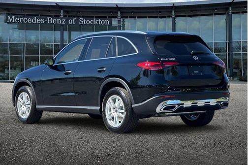 2025 Mercedes-Benz GLC 300 Base 4MATIC