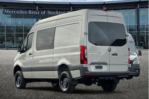 2026 Mercedes-Benz Sprinter 2500 Standard Roof