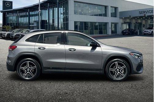 2022 Mercedes-Benz GLA 250 Base 4MATIC