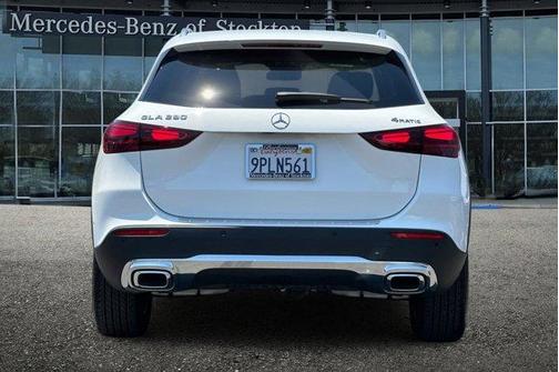 2025 Mercedes-Benz GLA 250 Base 4MATIC