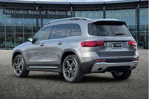 2026 Mercedes-Benz GLB 250 Base 4MATIC