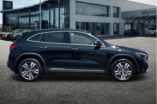 2025 Mercedes-Benz GLA 250 Base