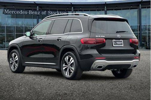 2025 Mercedes-Benz GLB 250 Base 4MATIC