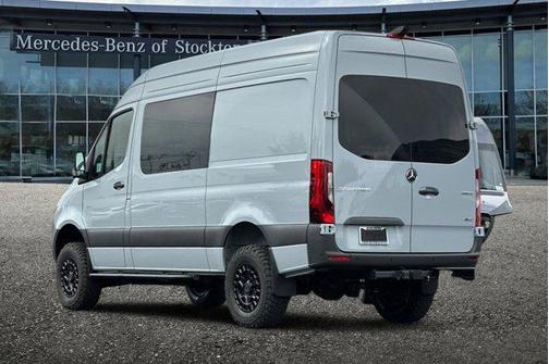 2026 Mercedes-Benz Sprinter 2500 Standard Roof