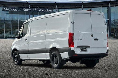 2025 Mercedes-Benz Sprinter 2500 Standard Roof