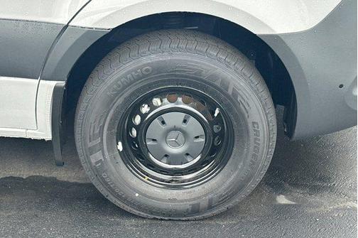 2026 Mercedes-Benz Sprinter 2500 Standard Roof