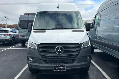 2026 Mercedes-Benz Sprinter 2500 Standard Roof