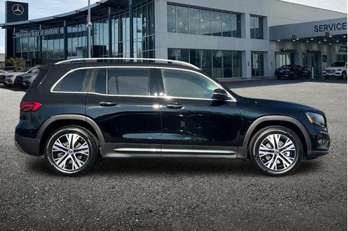 2026 Mercedes-Benz GLB 250 Base 4MATIC