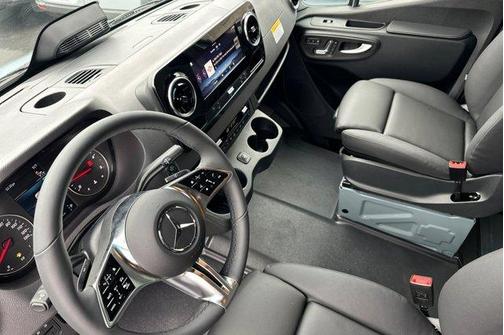 2026 Mercedes-Benz Sprinter 2500 Standard Roof