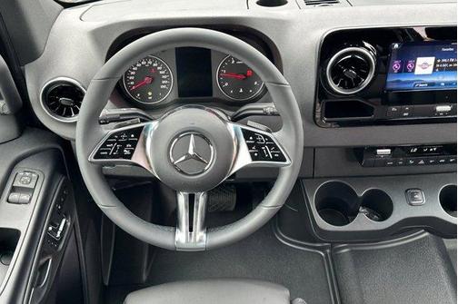 2026 Mercedes-Benz Sprinter 2500 Standard Roof