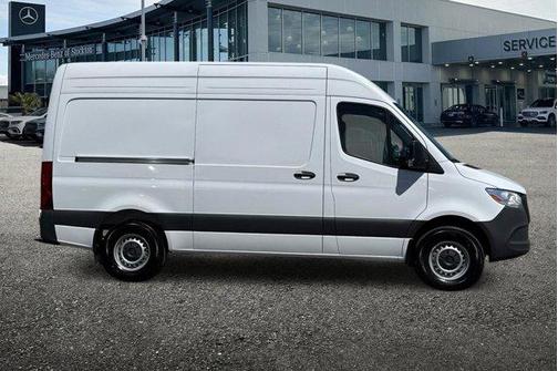 Arctic White 2026 Mercedes-Benz Sprinter 2500