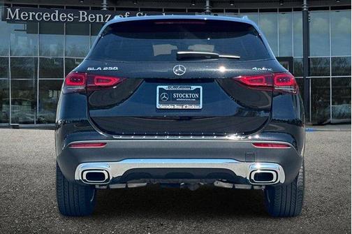 2021 Mercedes-Benz GLA 250 Base 4MATIC