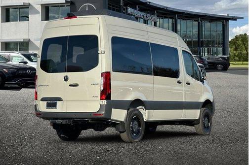 2026 Mercedes-Benz Sprinter 2500 144 WB Standard Roof Passenger