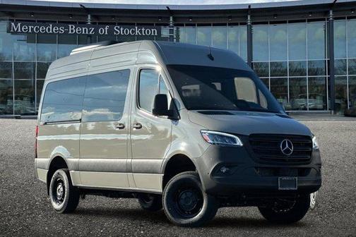 2026 Mercedes-Benz Sprinter 2500 144 WB Standard Roof Passenger