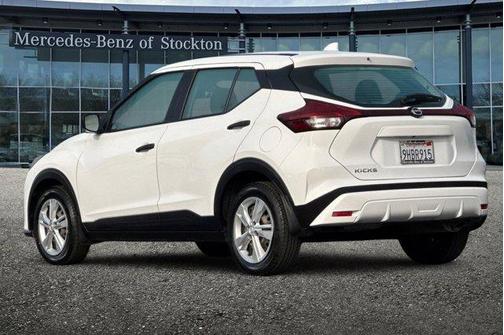 2023 Nissan Kicks S