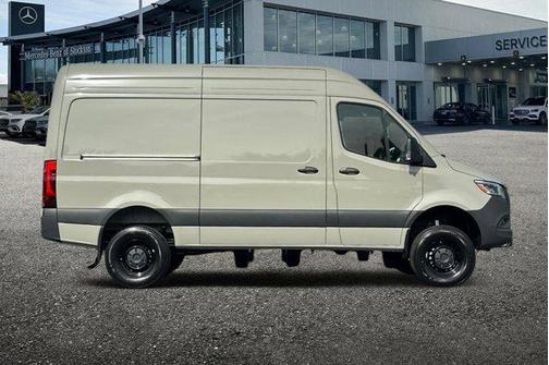 2026 Mercedes-Benz Sprinter 2500 Standard Roof