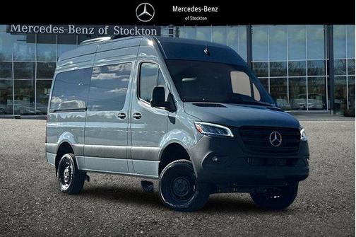 2026 Mercedes-Benz Sprinter 2500 144 WB Standard Roof Passenger