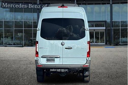 2026 Mercedes-Benz Sprinter 2500 144 WB Standard Roof Passenger