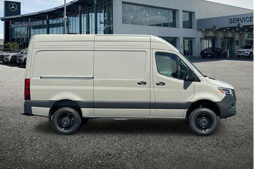 2025 Mercedes-Benz Sprinter 2500 Standard Roof