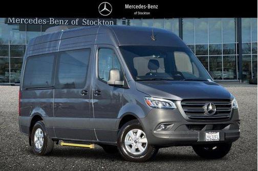 2025 Mercedes-Benz Sprinter 2500 144 WB Standard Roof Passenger