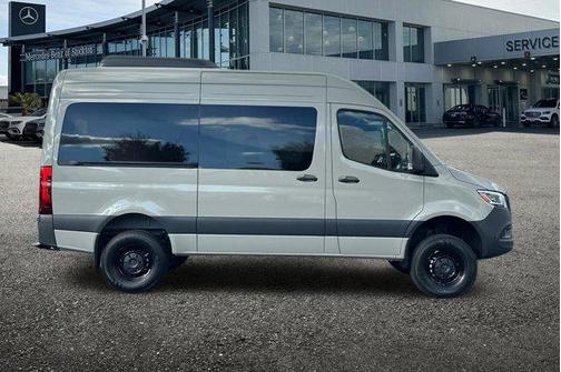 2026 Mercedes-Benz Sprinter 2500 144 WB Standard Roof Passenger