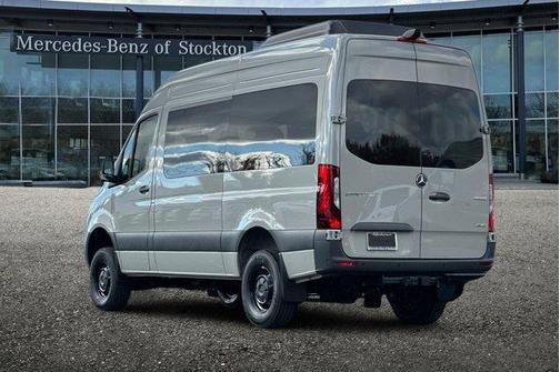 2026 Mercedes-Benz Sprinter 2500 144 WB Standard Roof Passenger