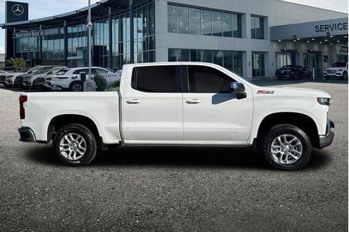 Summit White 2022 Chevrolet Silverado 1500 Limited LT