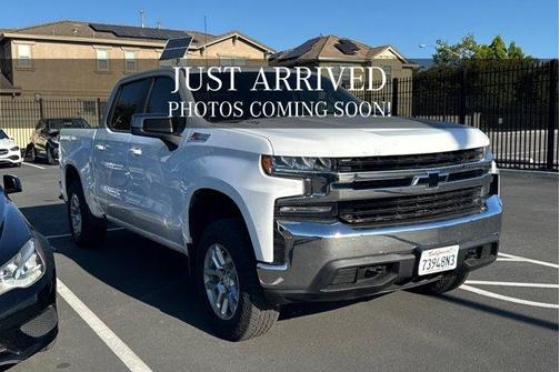 Summit White 2022 Chevrolet Silverado 1500 Limited LT