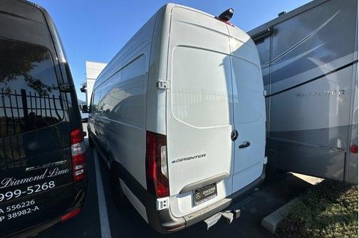 2024 Mercedes-Benz eSprinter 2500 170 WB High Roof Cargo