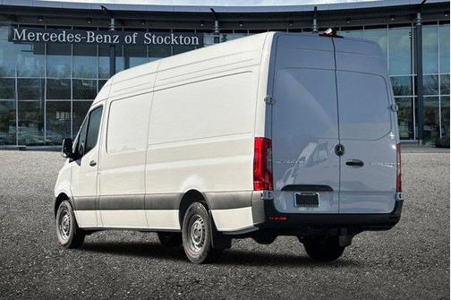 2025 Mercedes-Benz Sprinter 2500 High Roof