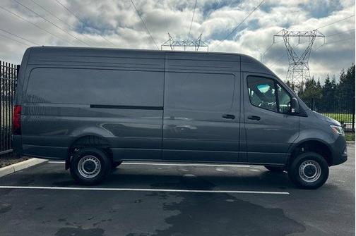 2026 Mercedes-Benz Sprinter 2500 High Roof