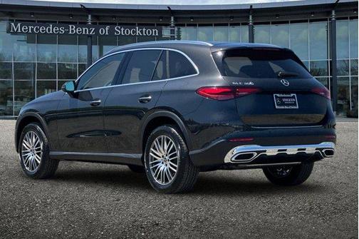 2025 Mercedes-Benz GLC 300 Base