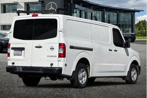 2018 Nissan NV Cargo NV2500 HD SV V6/SV V8