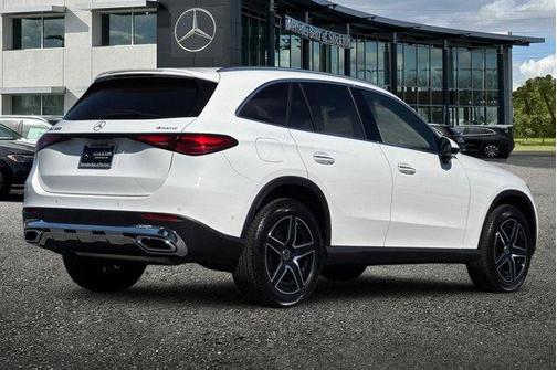 Polar White 2026 Mercedes-Benz GLC 300 Base 4MATIC