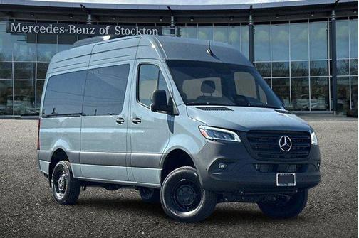 2025 Mercedes-Benz Sprinter 2500 144 WB Standard Roof Passenger