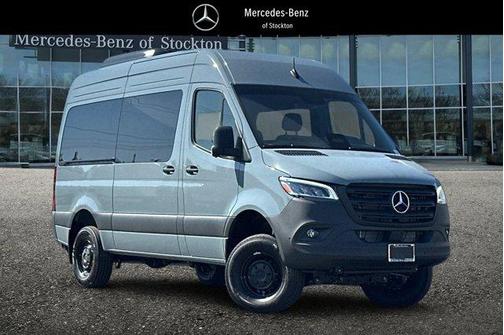 2025 Mercedes-Benz Sprinter 2500 144 WB Standard Roof Passenger