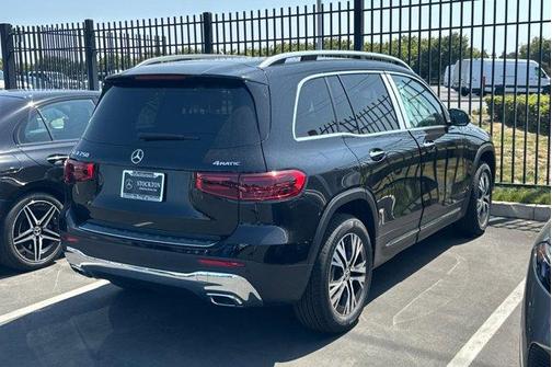 2025 Mercedes-Benz GLB 250 Base 4MATIC
