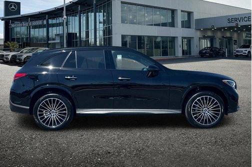 2025 Mercedes-Benz GLC 300 Base 4MATIC