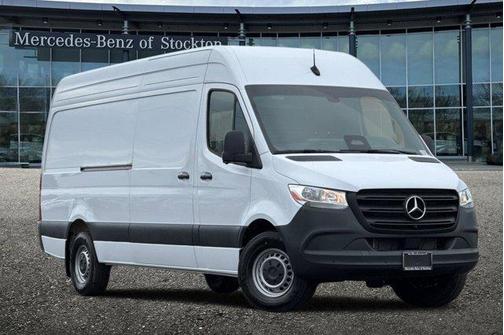 Arctic White 2026 Mercedes-Benz Sprinter 2500 High Roof