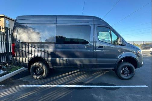 2026 Mercedes-Benz Sprinter 2500 Standard Roof
