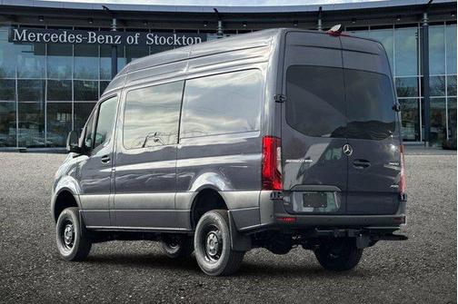 2026 Mercedes-Benz Sprinter 2500 Standard Roof