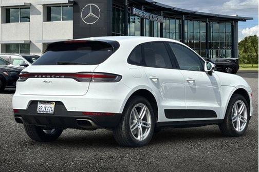 2020 Porsche Macan Base