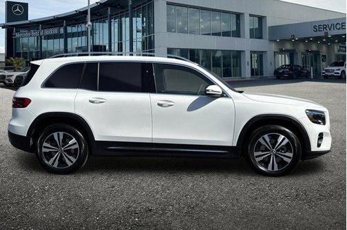 Polar White 2026 Mercedes-Benz GLB 250 Base